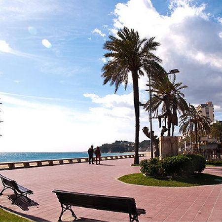 Apartamentos Sant Cristofol Lloret de Mar Exterior foto